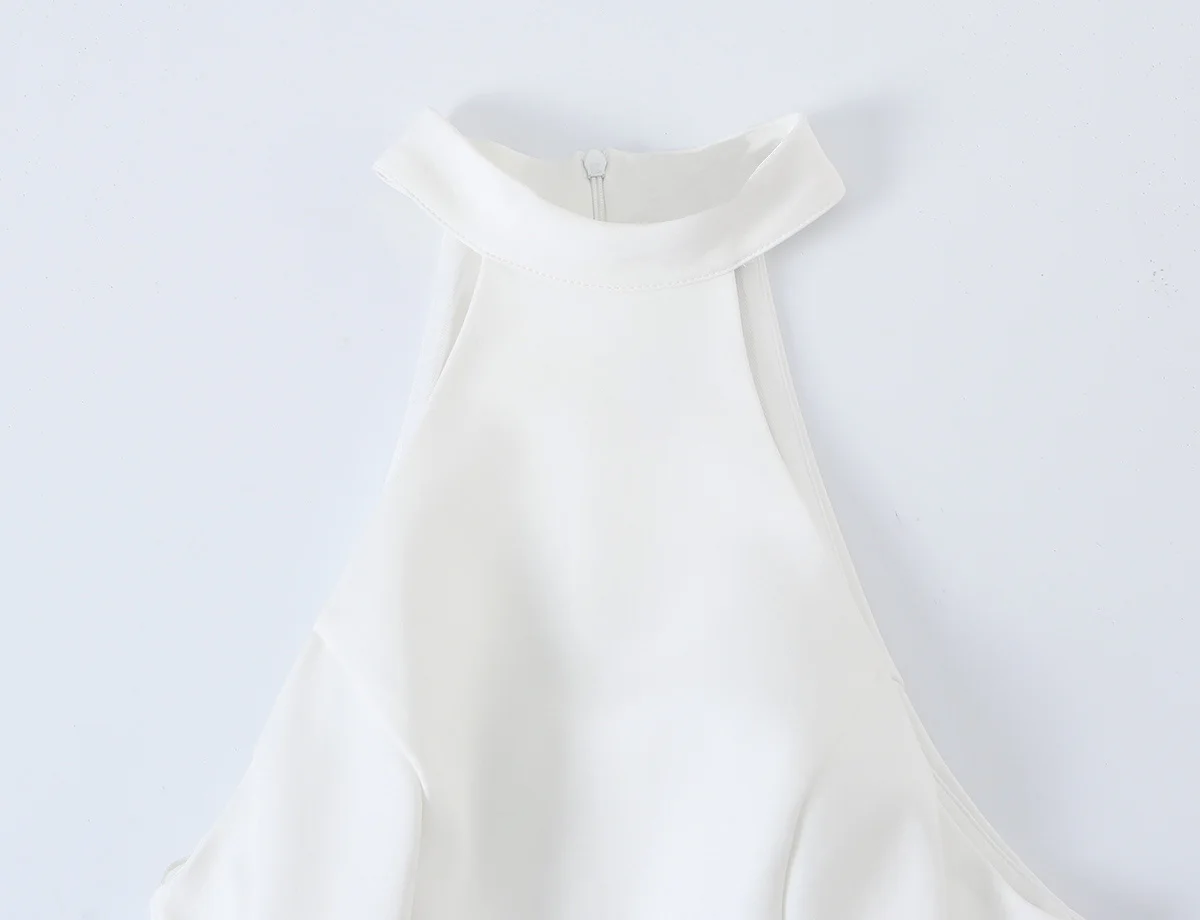 Witte mini-jurk met hoge hals  - Y2K Backless Halter Mini Dress recensie en prijs